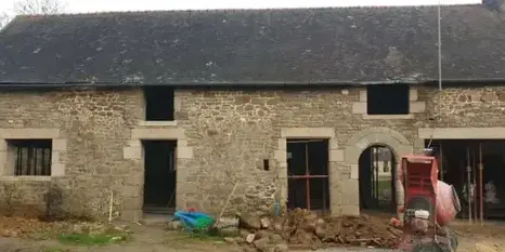 maçon à Saint-Jouan-des-Guérets - image 3