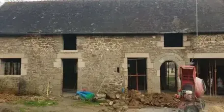 ravalement de façade à Saint-Coulomb - image 3